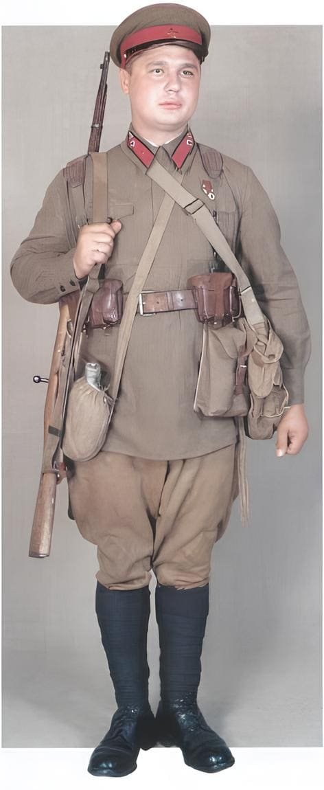 Junior Sergeant of the Red Army infantry in field uniform, 1941