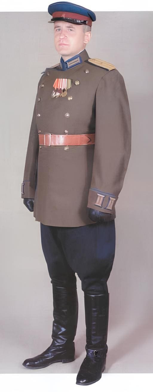 NKVD internal troops colonel wearing WWII parade uniform, 1943–1945