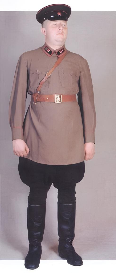Red Army quartermaster of the 2nd rank in daily Soviet uniform, 1936–1942