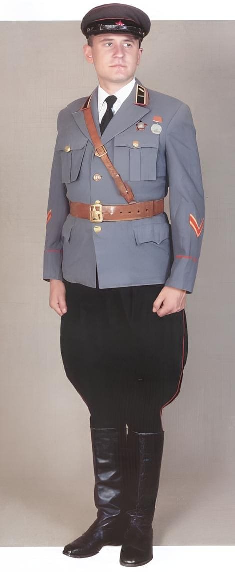 Red Army captain of armored troops in daily uniform, 1940–1941