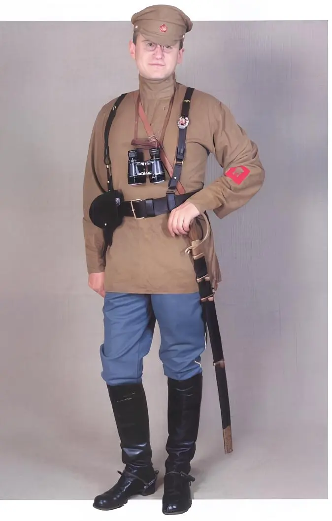 Red Army squadron commander in Civil War cavalry uniform, 1920–1922