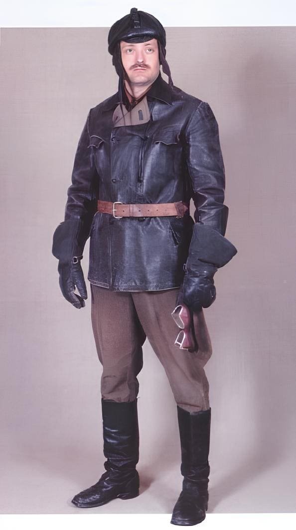Soviet Army uniforms: Red Army tanker in field uniform of the RKKA, early 1930s Soviet armored troops interwar period