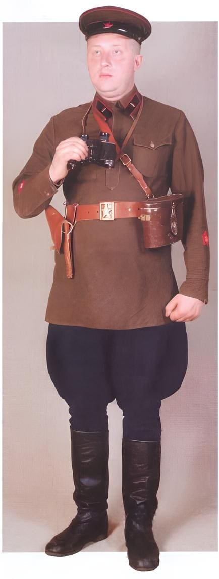 Senior political officer of Red Army artillery in Soviet uniform, 1936–1940