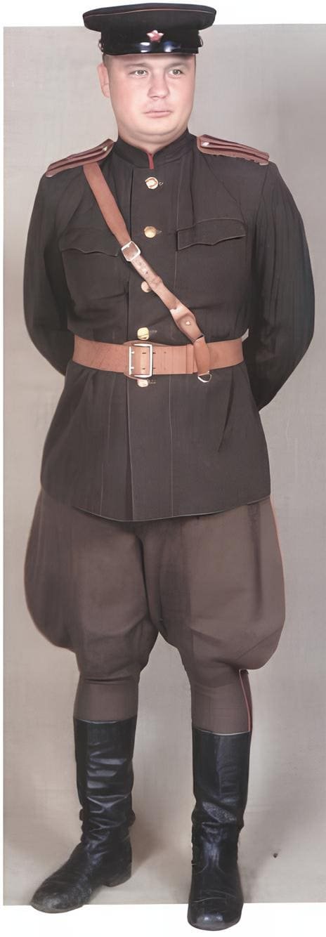 Soviet armored troops major uniform 1943–1945