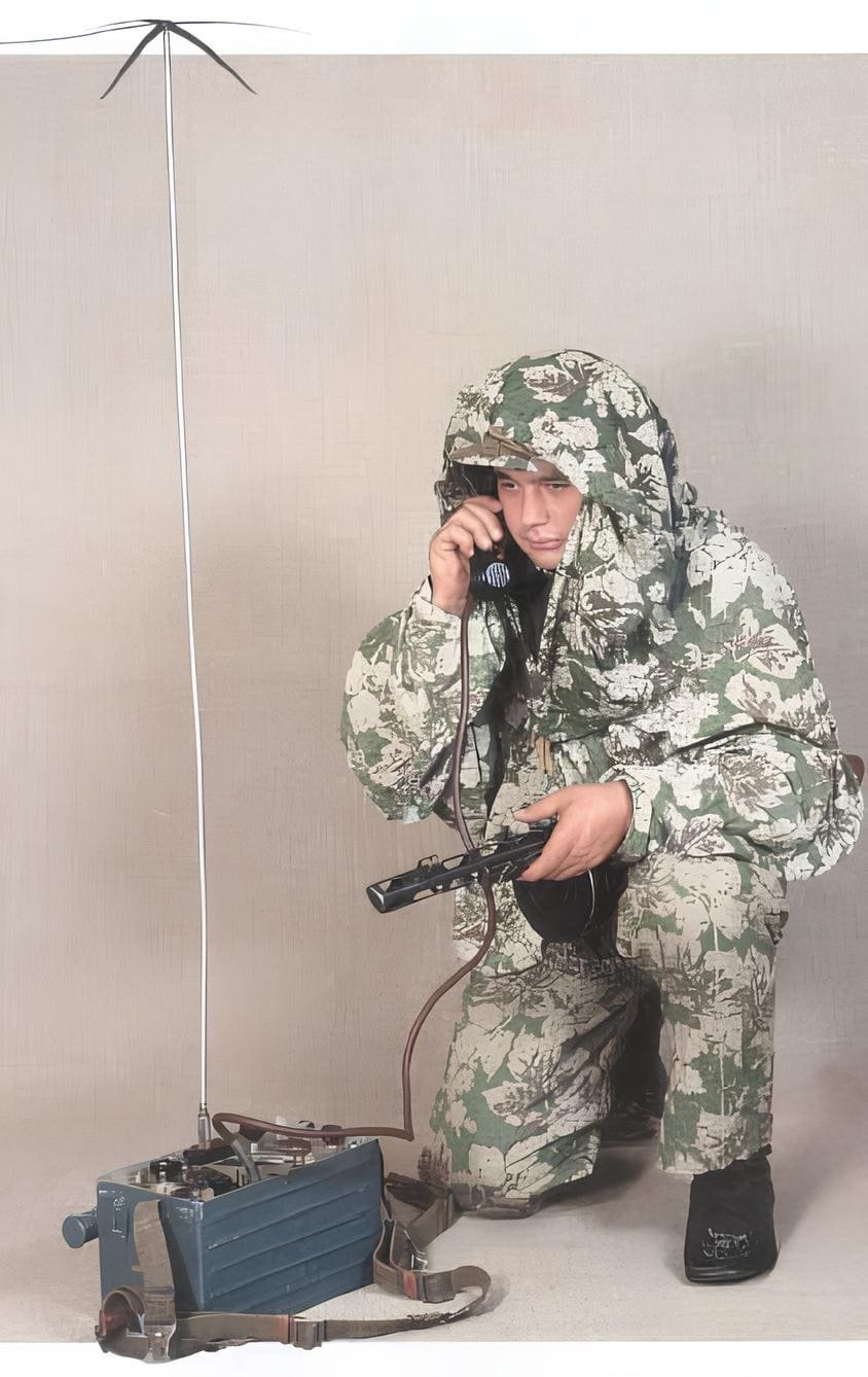 Soviet reconnaissance scout summer camouflage uniform 1943–1945