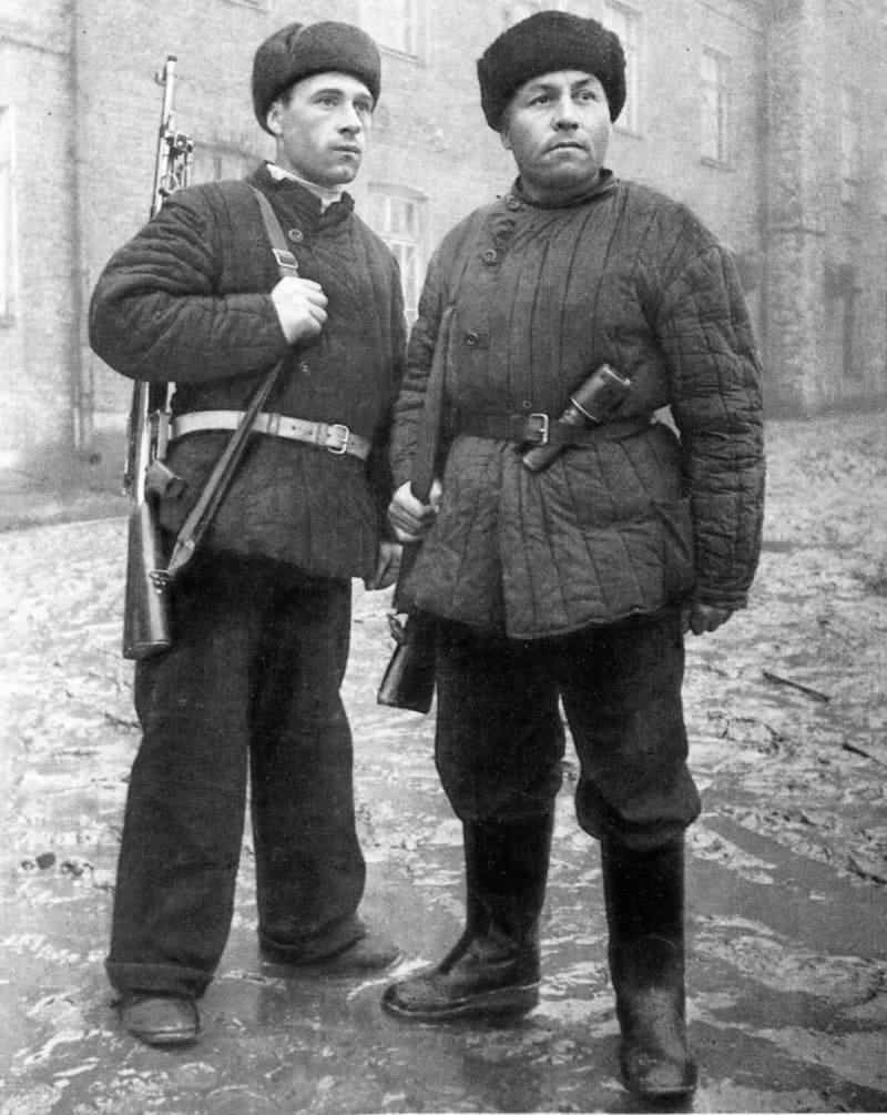 Red Army soldiers wearing padded jackets vatniks in 1941 during World War II