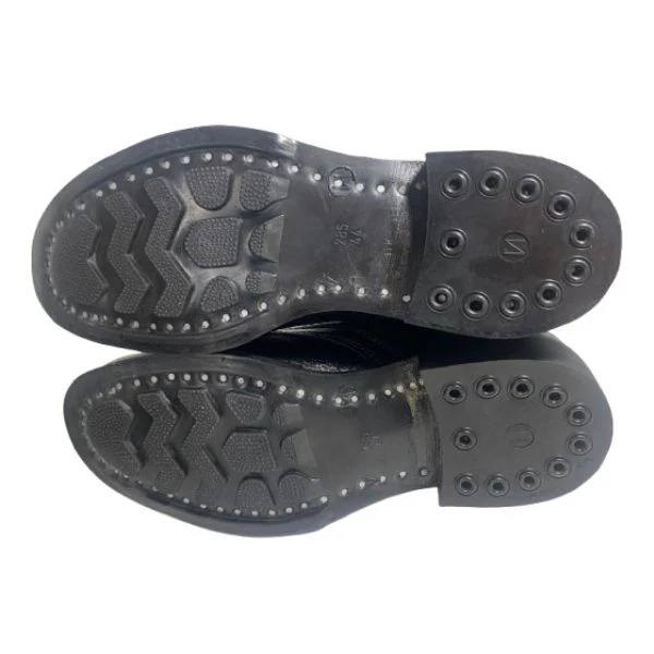 Soviet Afghan combat boots rubber sole with tractor pattern, bottom view