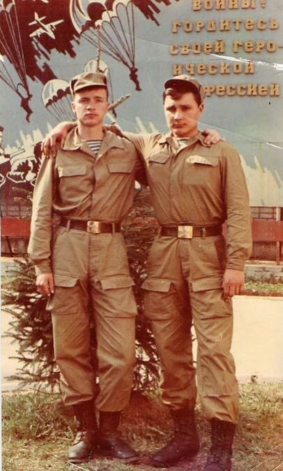 Soviet soldiers wearing Mabuta uniforms during service