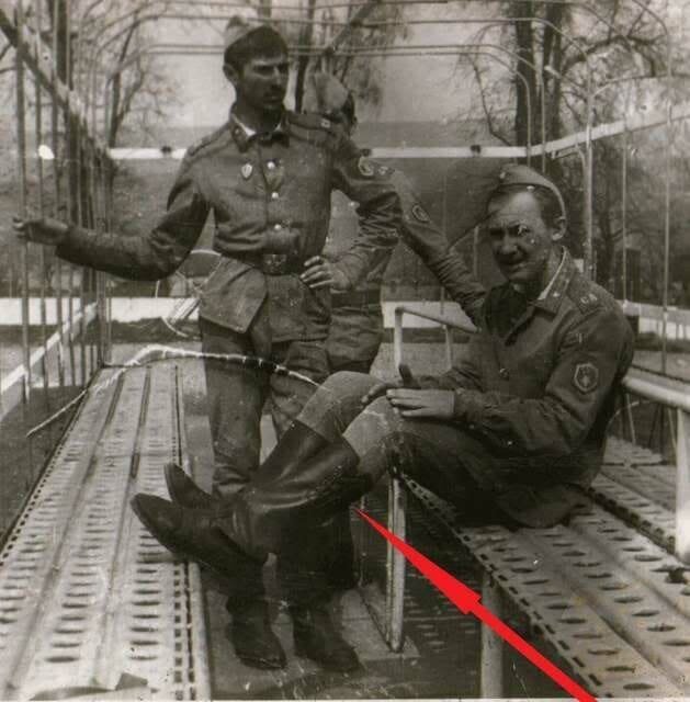 Soviet VDV paratroopers wearing kirza boots during field service, historical Cold War photograph