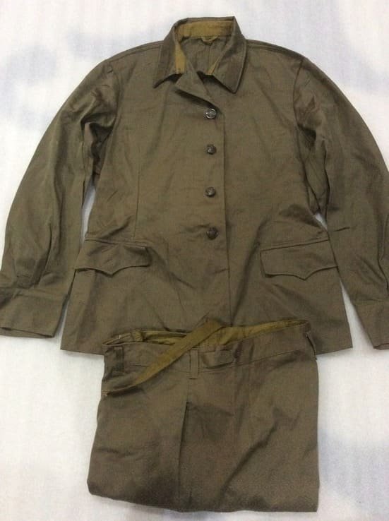 Soviet steklyashka uniform service dress Cold War era