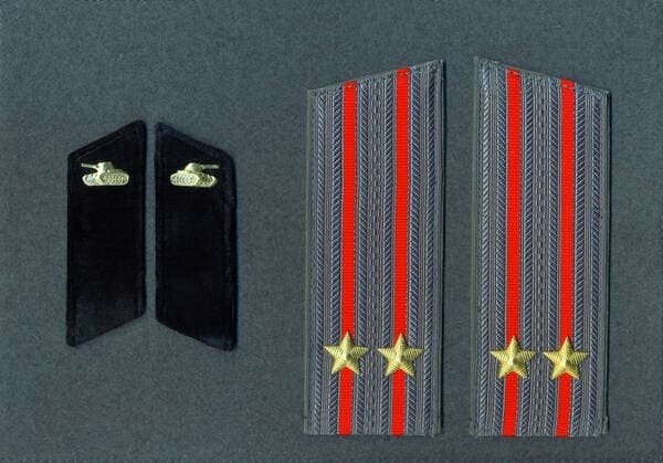 Soviet Army lieutenant colonel parade overcoat steel shoulder boards with tank troops velvet collar tabs USSR 1969 regulation