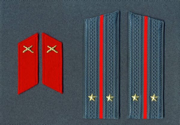 Soviet Army lieutenant parade overcoat steel shoulder boards with artillery collar tabs USSR 1969 regulation