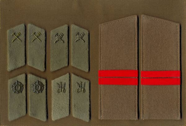 Soviet field uniform collar tabs with chemical troops, military topographic service and automobile troops emblems with junior sergeant shoulder boards USSR 1988