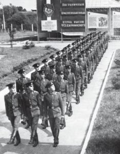 Soviet Cold War Uniform Guide (1960s–1980s Army Gear)