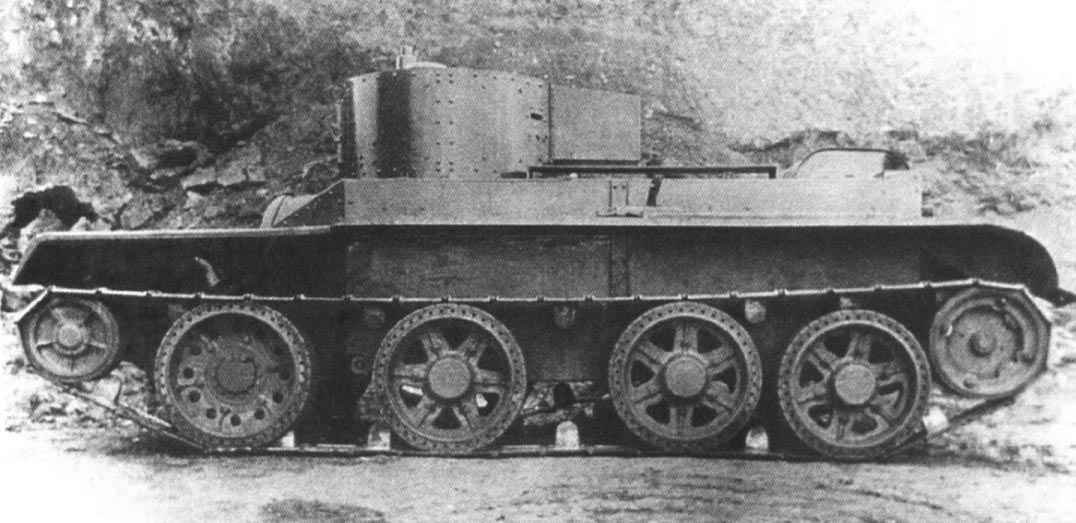 Historic photo of the Soviet BT-6 experimental tank