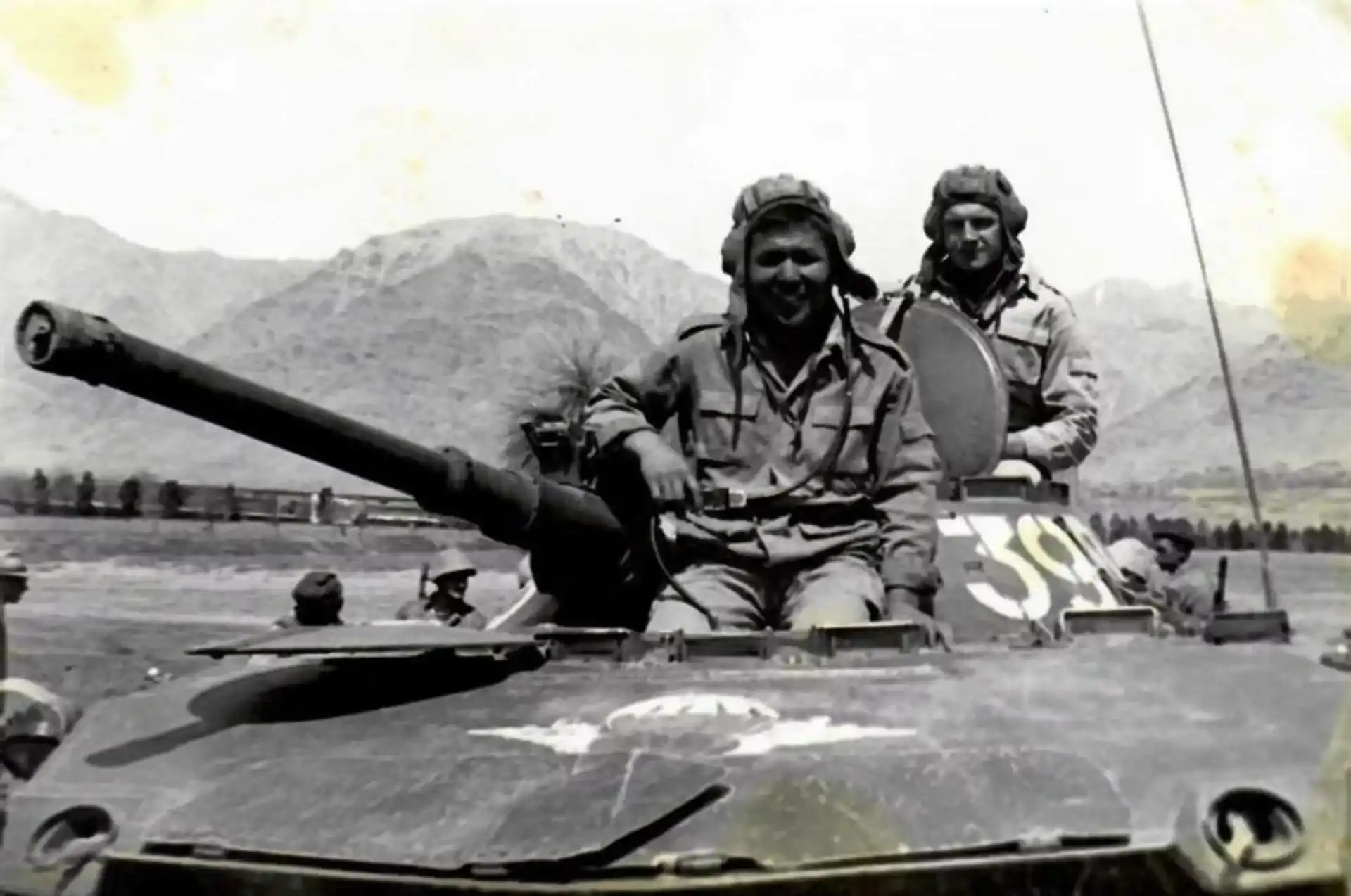 \Soviet VDV soldiers on a BMD combat vehicle in Afghanistan