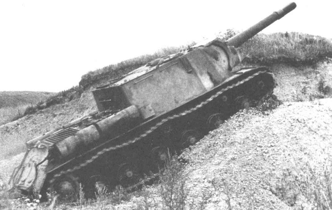 Soviet ISU-152 heavy self-propelled gun armed with 152 mm ML-20S