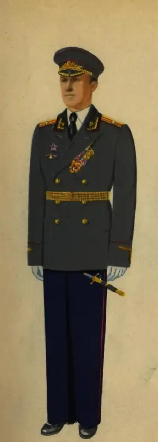 Soviet officer tunic designed under Order No. 105